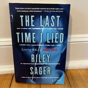 The Last Time I Lied : A Novel by Riley Sager (2019, Trade Paperback)